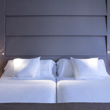 América 4* Barcelona