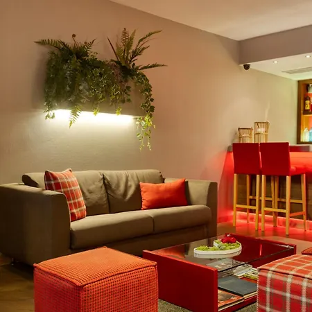 Hotel América 4*