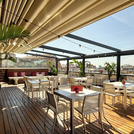 America Hotel 4*